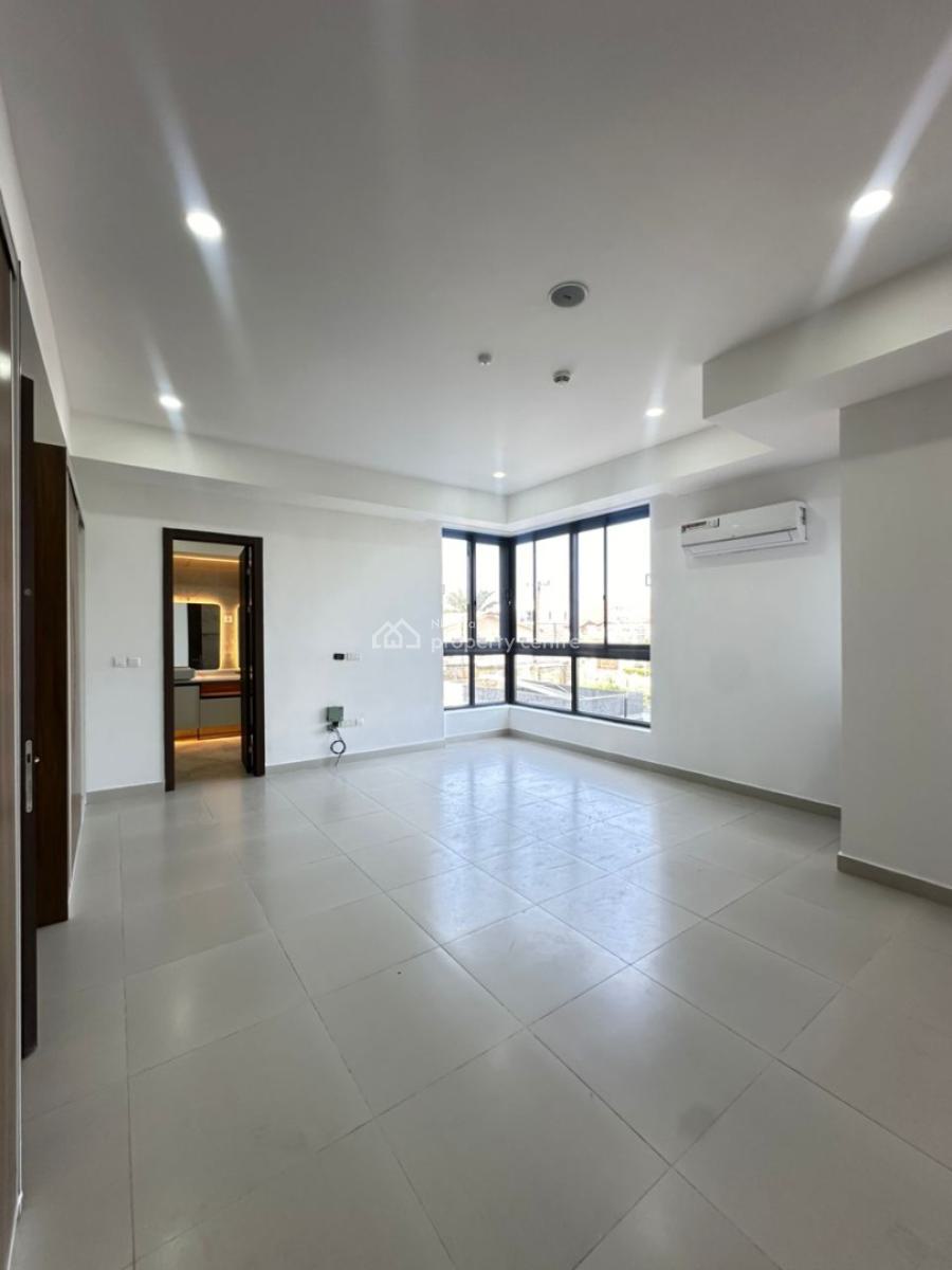 Exquisitely Built 3 Bedroom Apartment with Swimming Pool and Gym, Lekki Phase 1, Lekki, Lagos, Flat / Apartment for Sale