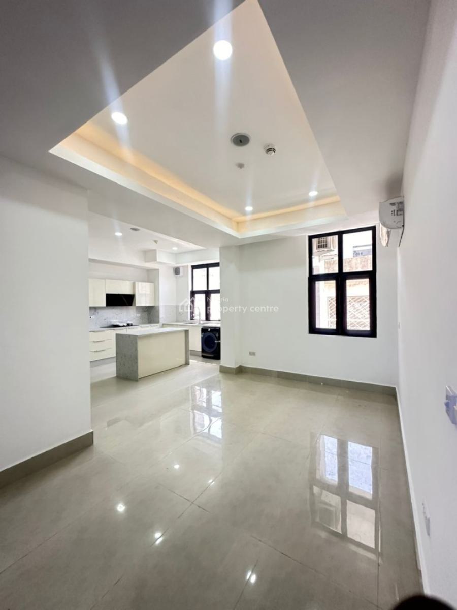 Exquisitely Built 3 Bedroom Apartment with Swimming Pool and Gym, Lekki Phase 1, Lekki, Lagos, Flat / Apartment for Sale