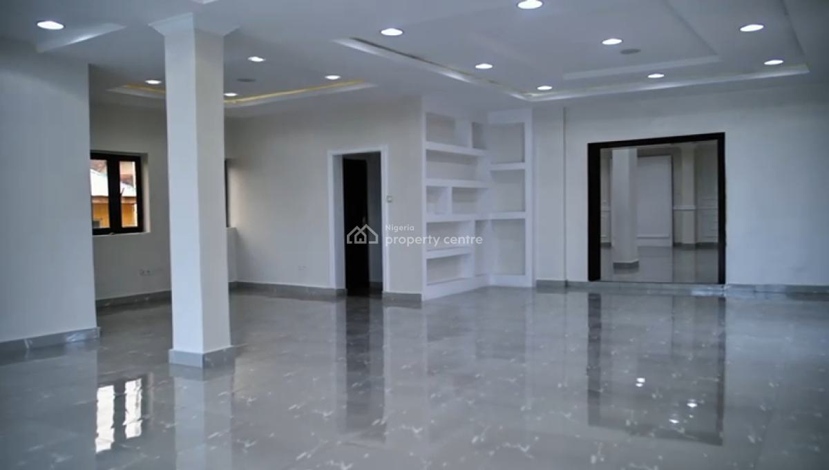 200sqm Open Plan Office Space, Directly on Ogudu Road, Ogudu, Lagos, Office Space for Rent