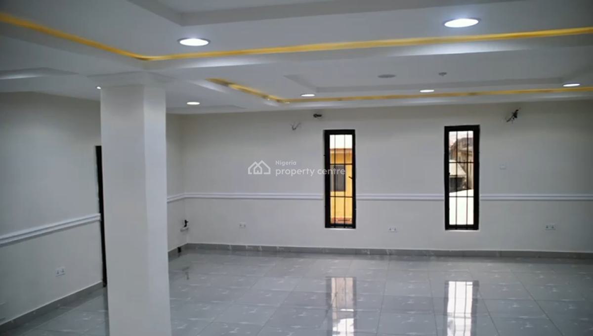 200sqm Open Plan Office Space, Directly on Ogudu Road, Ogudu, Lagos, Office Space for Rent