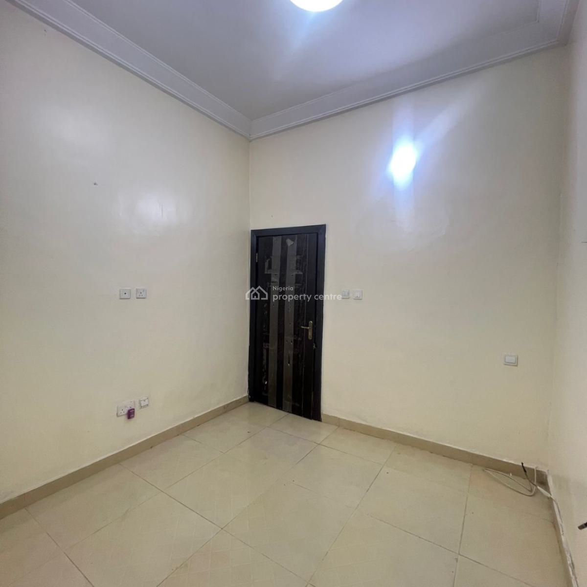 1 Bedroom Shared Apartment, Chevron, Lekki, Lagos, Self Contain (single Rooms) for Rent