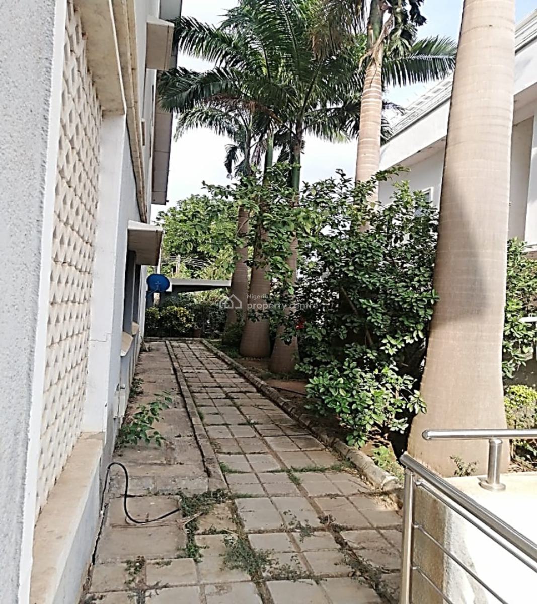 Twin Duplex + 1090sqm Unused Land, Apo Legislative Quarters Axis, Apo, Abuja, Detached Duplex for Sale