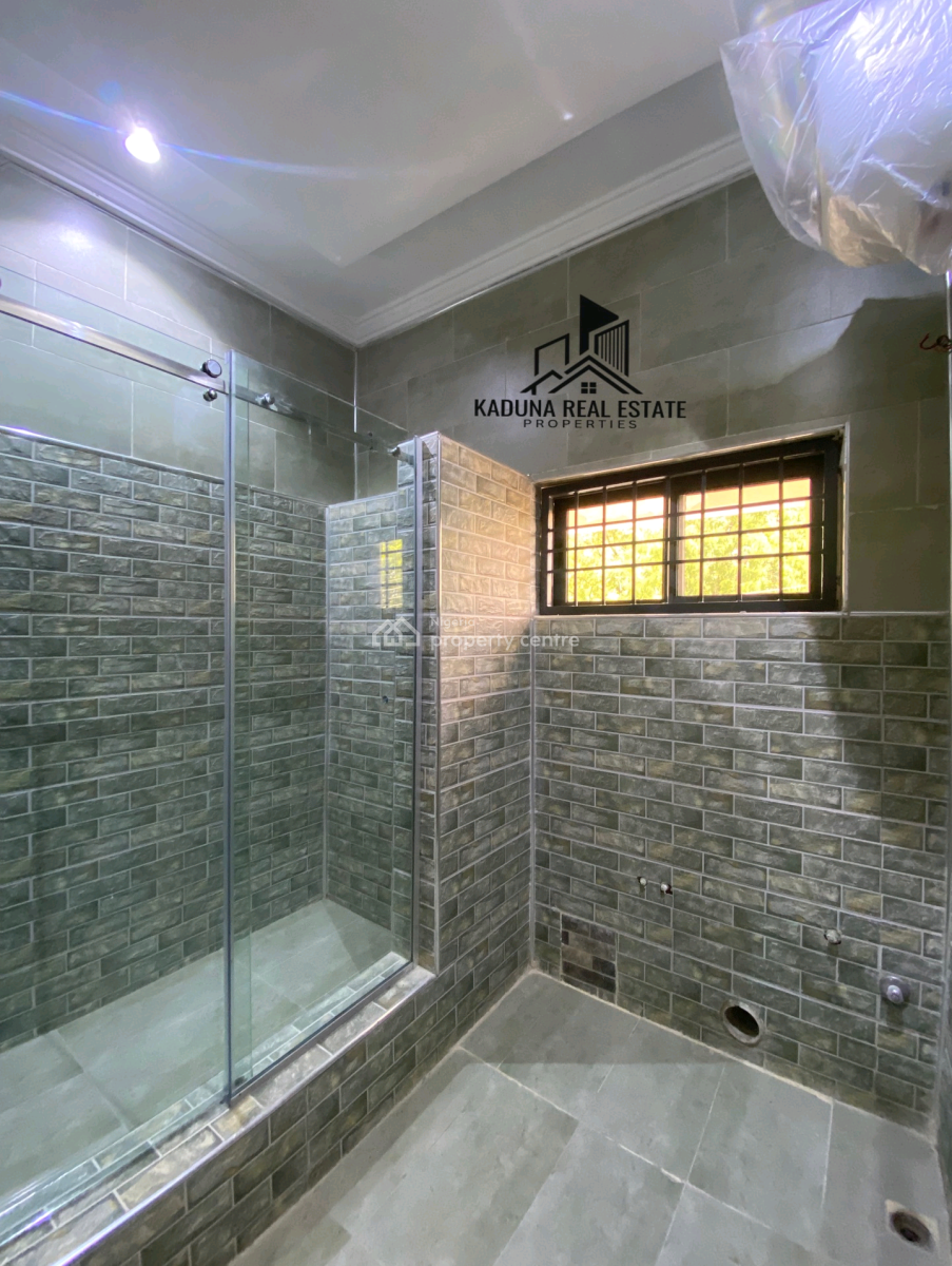 4 Bedroom Duplex with 2 Bedroom Guest Chalet  ️  Location -, Kaduna North, Kaduna, House for Sale