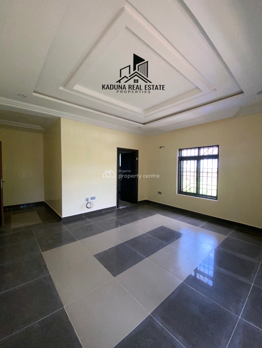 4 Bedroom Duplex with 2 Bedroom Guest Chalet  ️  Location -, Kaduna North, Kaduna, House for Sale