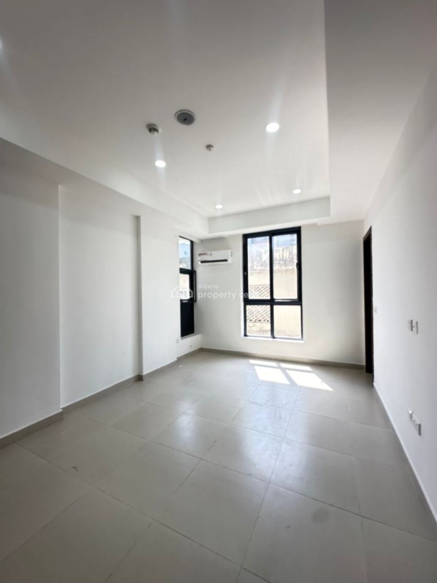 Exquisitely Built 3 Bedroom Apartment with Swimming Pool and Gym, Lekki Phase 1, Lekki Phase 1, Lekki, Lagos, Block of Flats for Sale