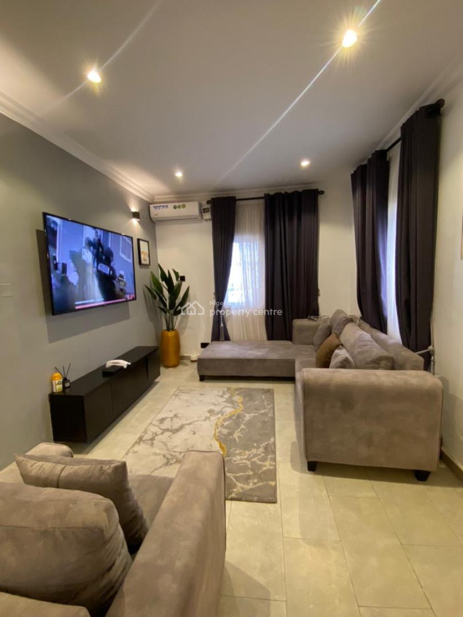 Luxurious Cityview 1 Bedroom Apartment with Ps5(2th Floor), Lekki Phase 1, Lekki, Lagos, Flat / Apartment Short Let