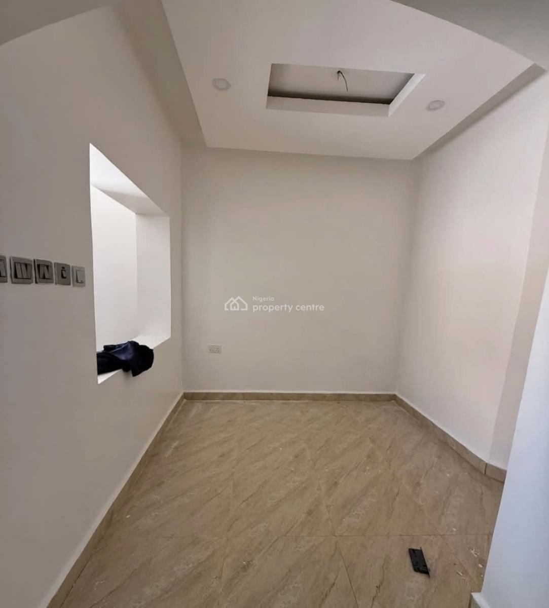 2 Bedroom Semi Detached Bungalow, Life Camp, Abuja, Semi-detached Bungalow for Rent