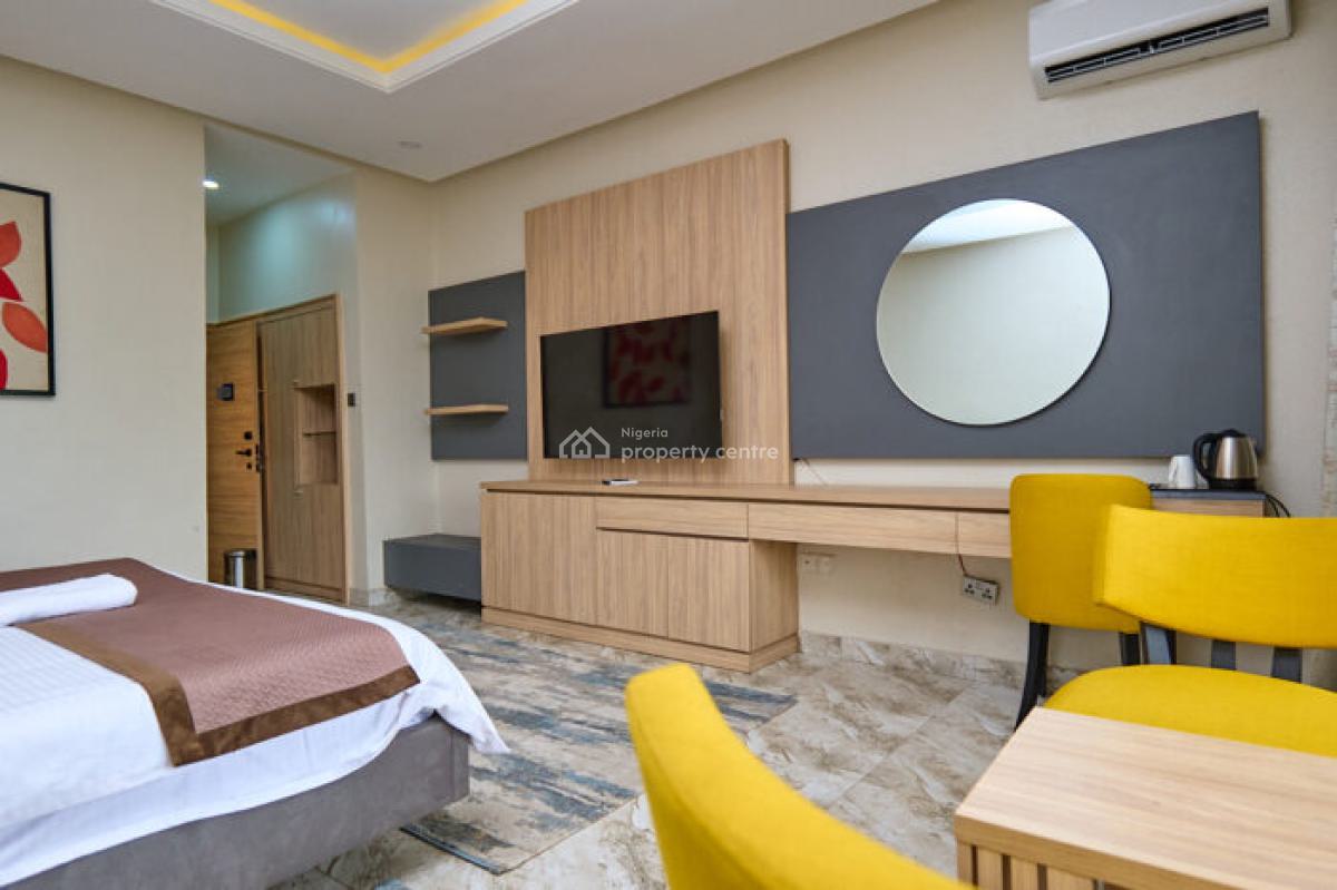 Arcade Royal Room, Opposite Federal High Court, Maitama District, Abuja, Flat / Apartment Short Let