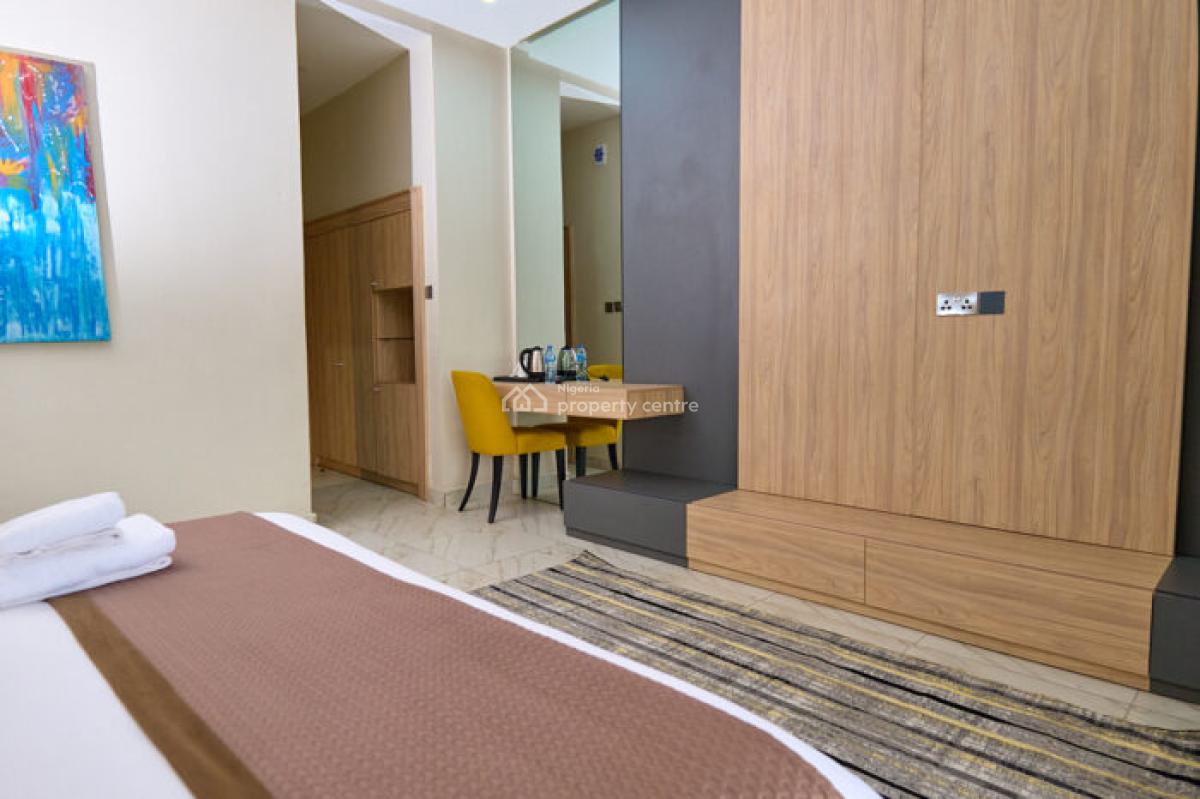 Arcade 1 Bedroom Ambassador Suite Apartment, Opposite Federal High Court, Maitama District, Abuja, Flat / Apartment Short Let