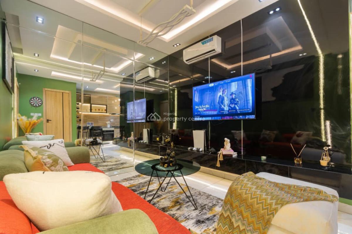 Alexa Control Smart One Bedroom Apartment with Ps5 and Ceiling Mirror, Ologolo, Lekki, Lagos, Flat / Apartment Short Let