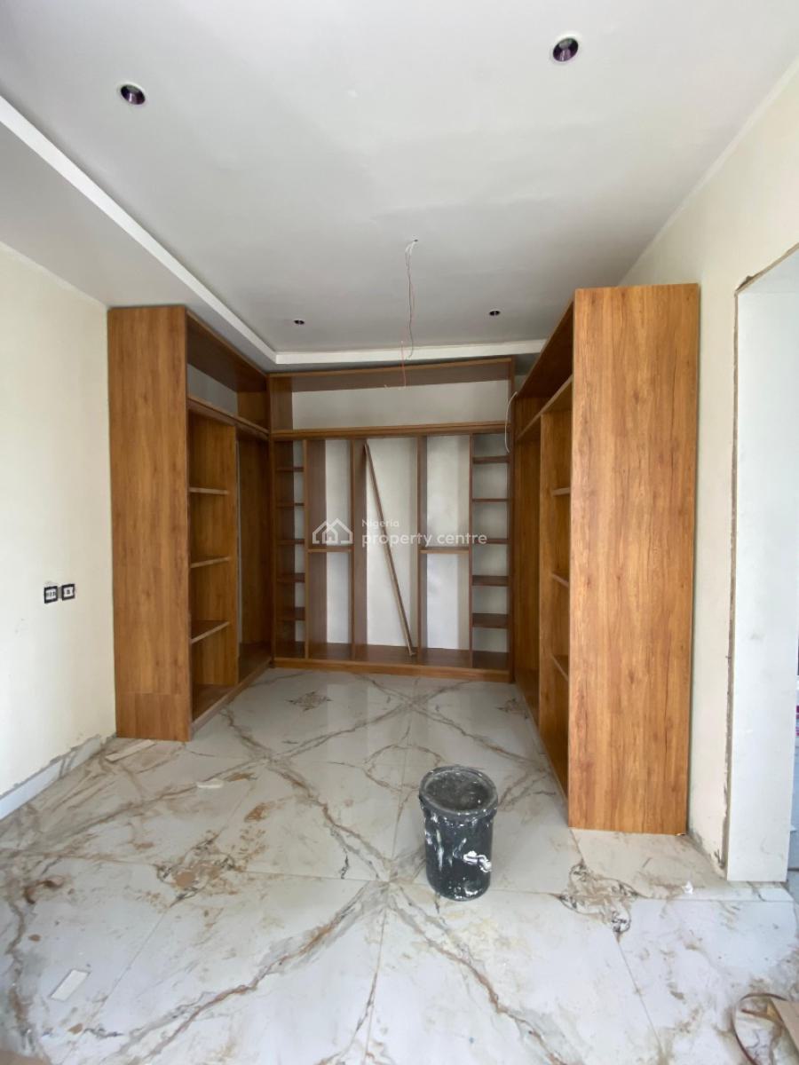 Pristinely Built 4 Bedroom Terraced Duplex Plus Bq in a Secured Estate, Clean Water, Family Lounge, Balcony, Ikeja Gra, Ikeja, Lagos, Terraced Duplex for Sale