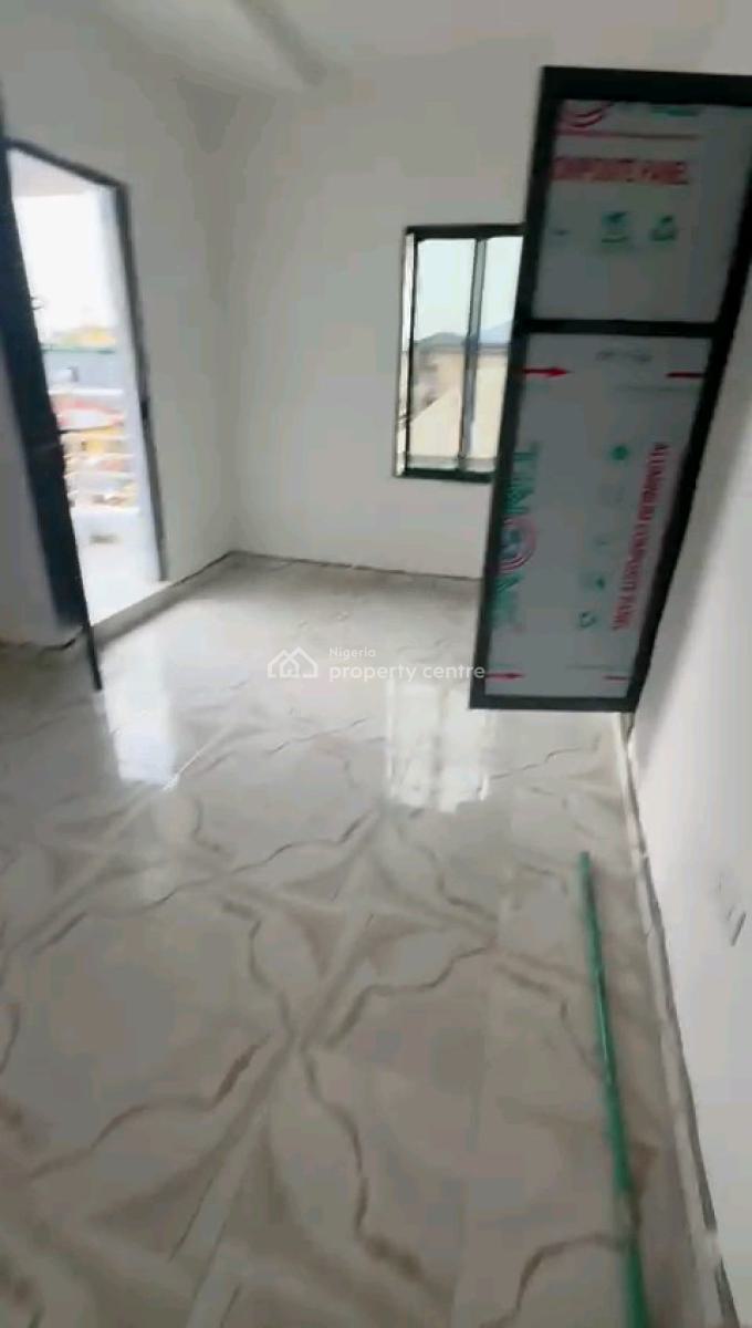 a Newly Built and Very Spacious, Miniflat, Upstairs with 2toilets, Off Market Street, Shomolu, Lagos, Mini Flat (room and Parlour) for Rent