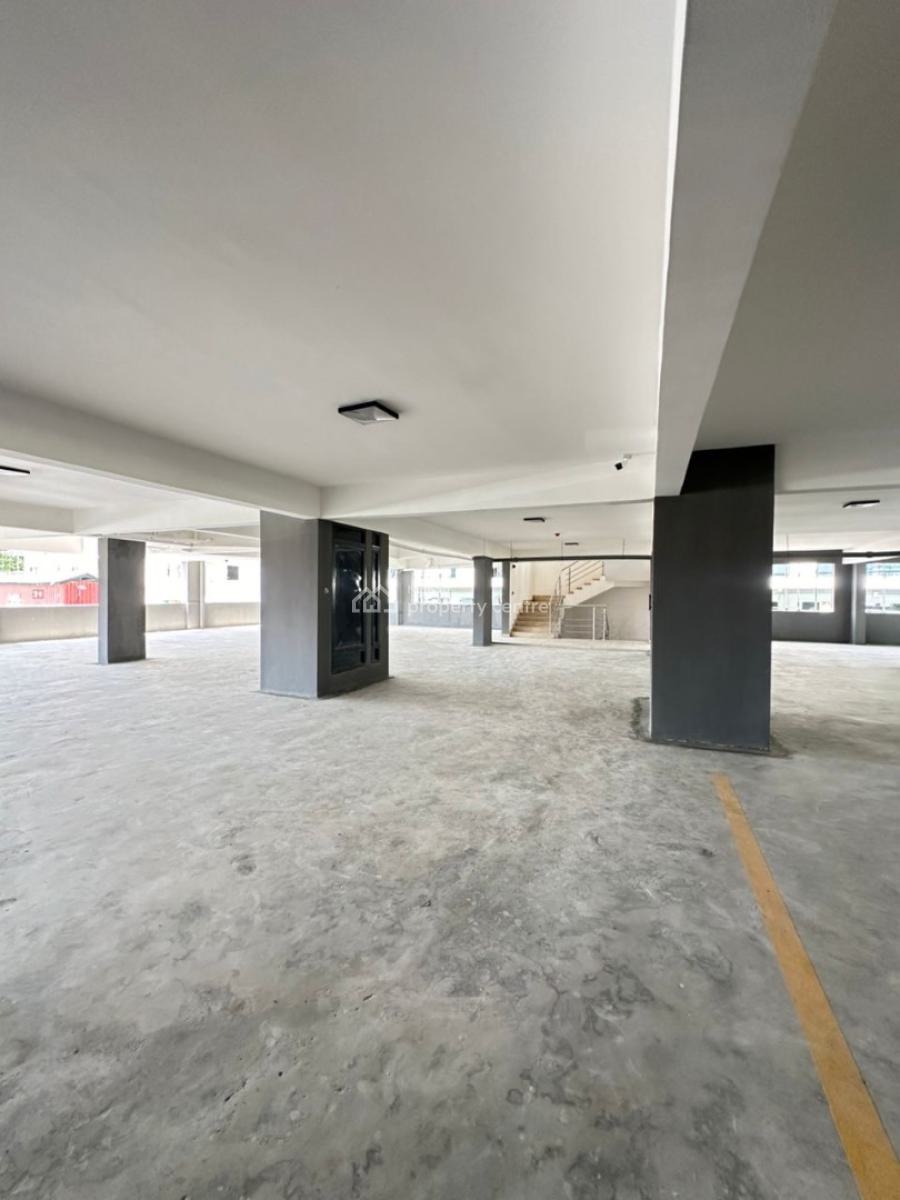 Exotic 3 Bedroom Apartment with Pool, Gym and Spacious Bq, Lekki Phase 1, Lekki, Lagos, Flat / Apartment for Sale