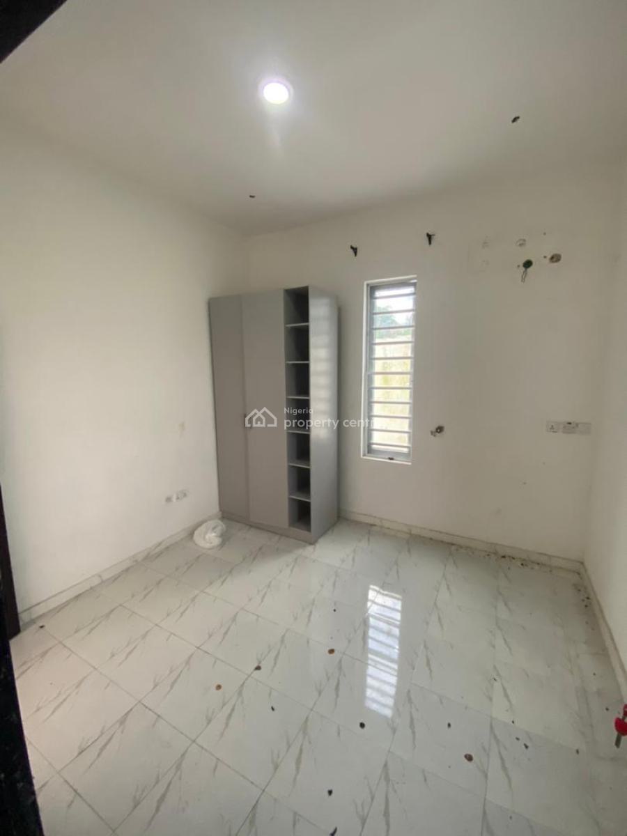 Clean and Spacious 2 Bedroom Apartment Available, Sangotedo, Ajah, Lagos, Flat / Apartment for Rent