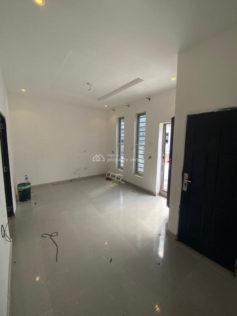 Clean and Spacious 2 Bedroom Apartment Available, Sangotedo, Ajah, Lagos, Flat / Apartment for Rent