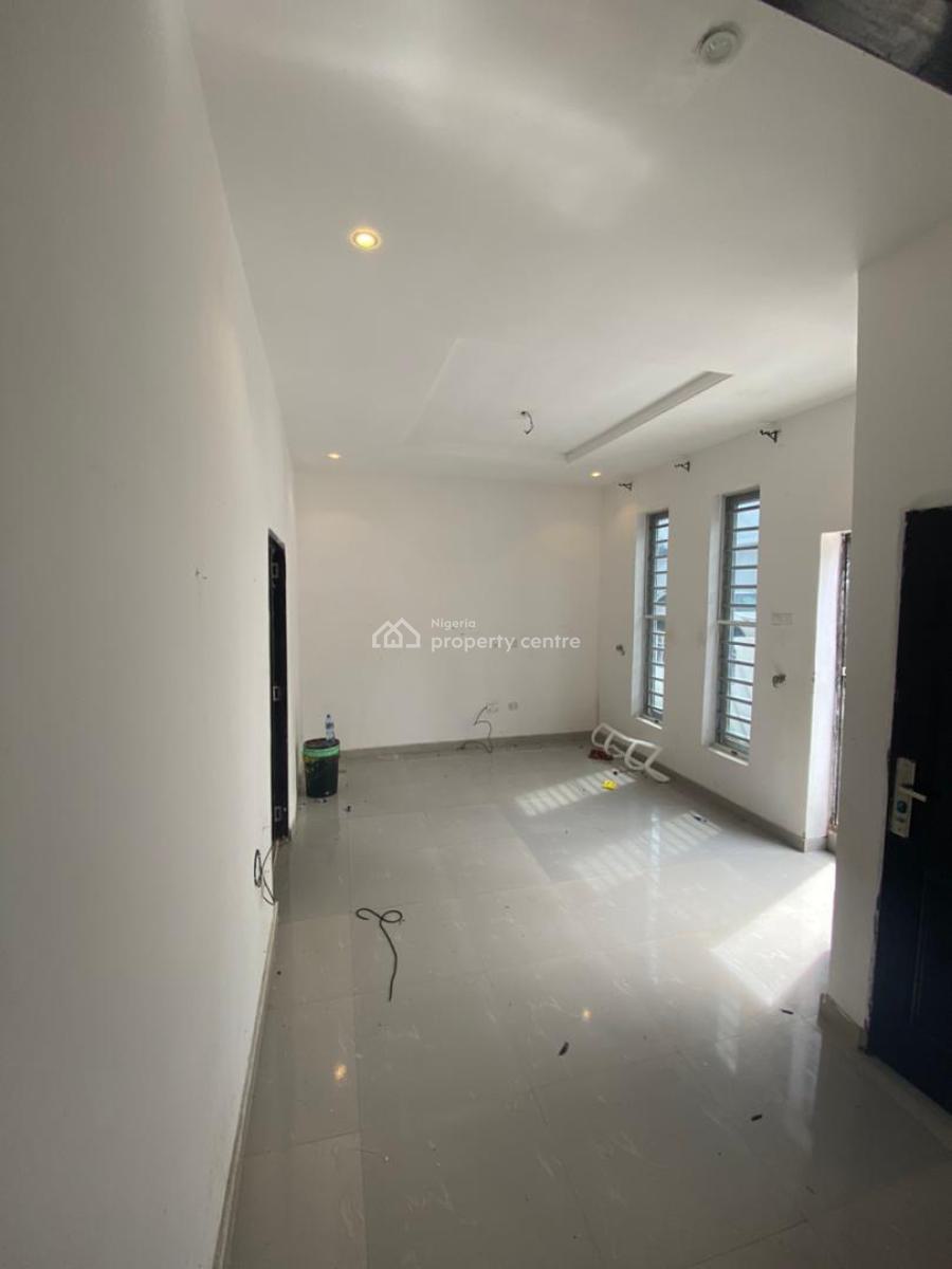 Clean and Spacious 2 Bedroom Apartment Available, Sangotedo, Ajah, Lagos, Flat / Apartment for Rent