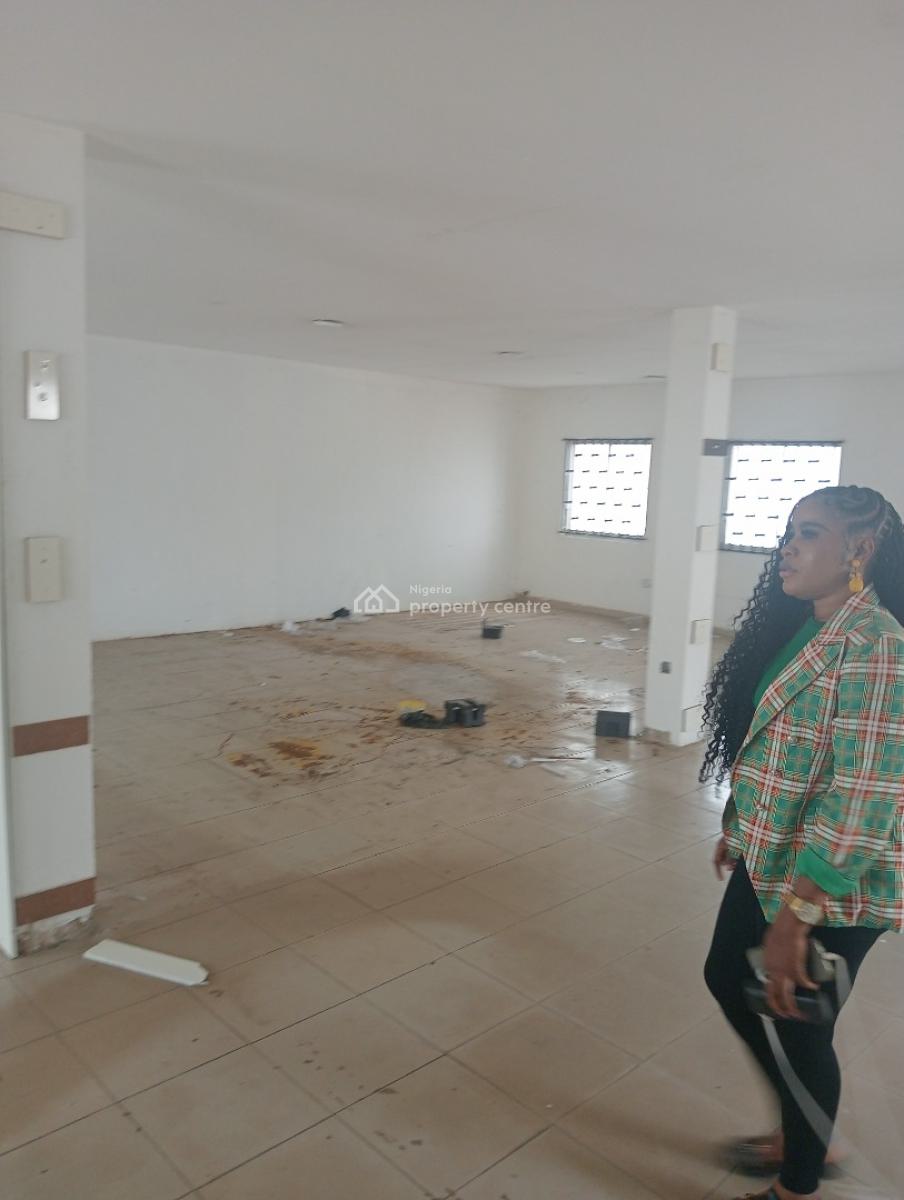 500sqm Office Space Is Now Available, By Ukraine Embassy, Jabi, Abuja, Plaza / Complex / Mall for Rent