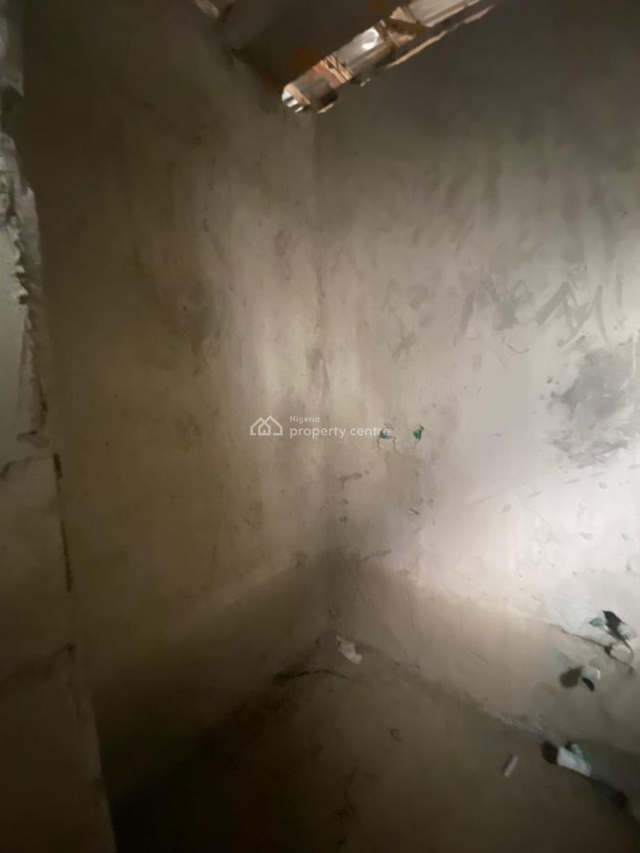 2 Bedroom Carcass Apartments  in Ikate, Owner Needs Money Urgently, Ikate, Lekki, Lagos, Flat / Apartment for Sale
