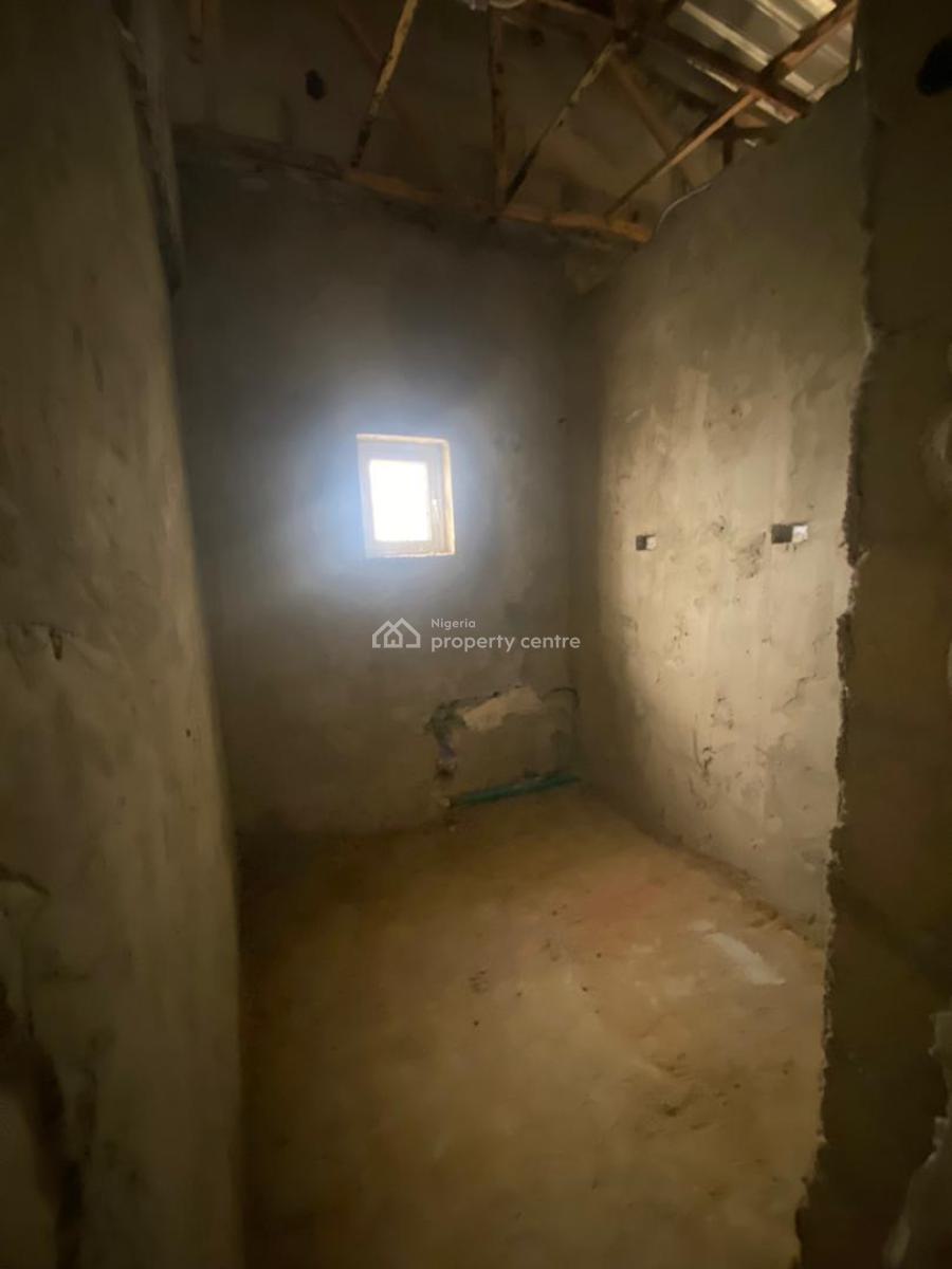 2 Bedroom Carcass Apartments  in Ikate, Owner Needs Money Urgently, Ikate, Lekki, Lagos, Flat / Apartment for Sale
