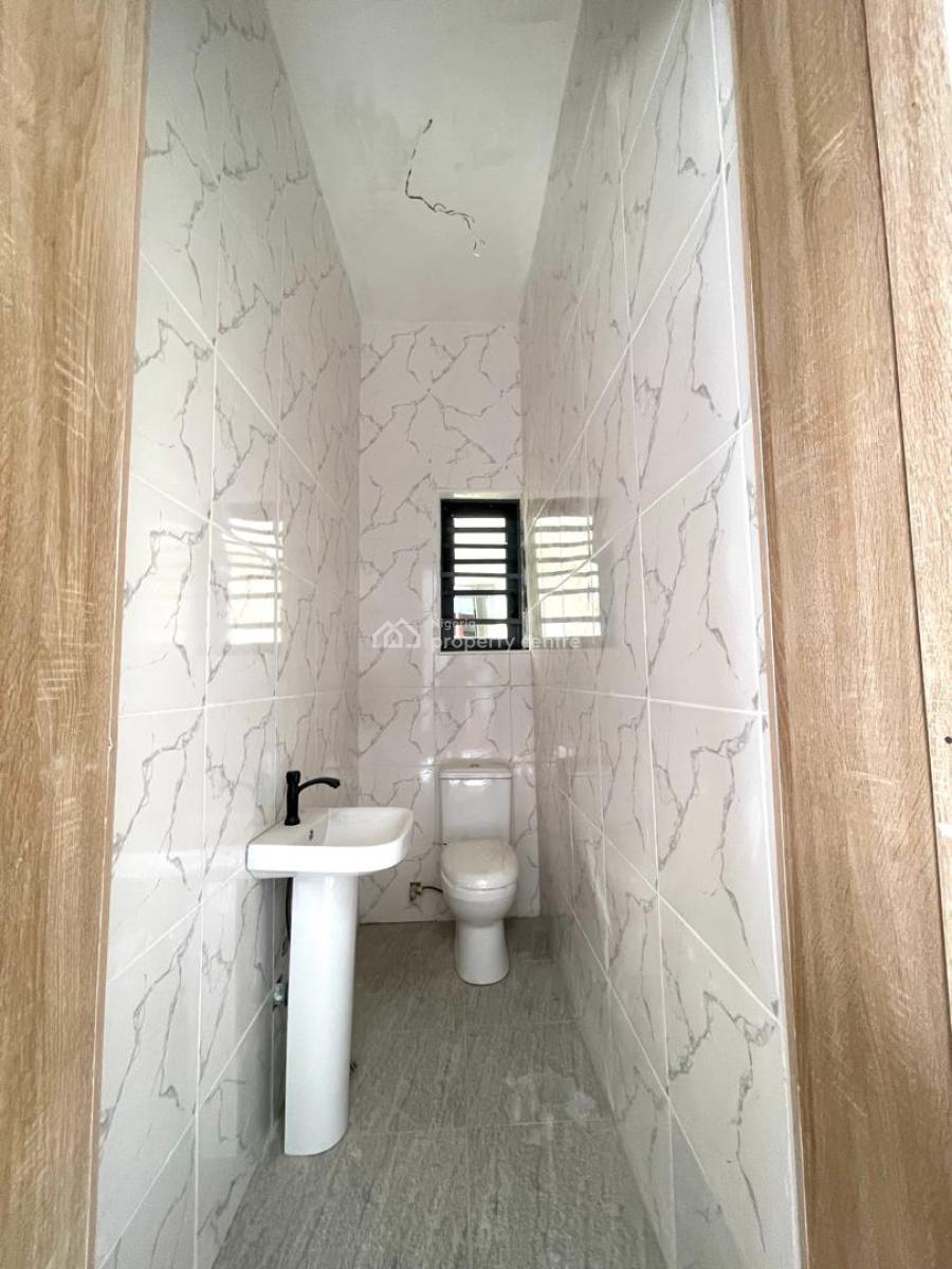 Serviced 3 Bedroom Apartment, Orchid Road, Lekki, Lagos, Flat / Apartment for Sale