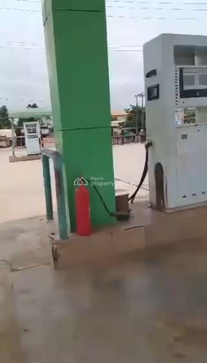Filling Station in Itamaga Ikorodu Lagos, Ikorodu Lagos, Ikorodu, Lagos, Filling Station for Rent