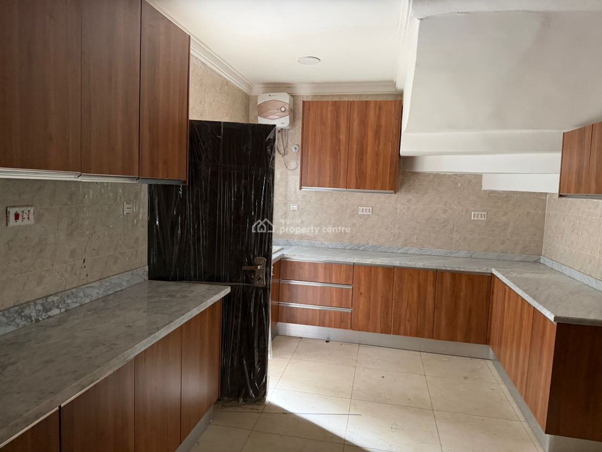 Brand New 5 Bedroom Duplex, Guzape, Guzape District, Abuja, Terraced Duplex for Sale