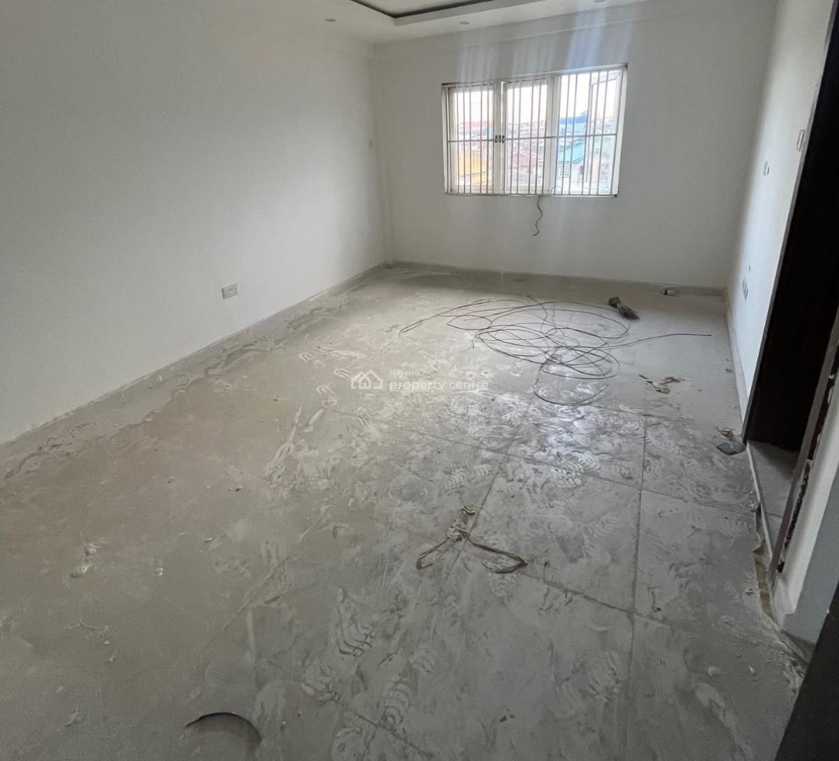 a Brand New Spacious 3 Bedroom with Car Park in a Prime Location, Surulere, Lagos, Flat / Apartment for Rent