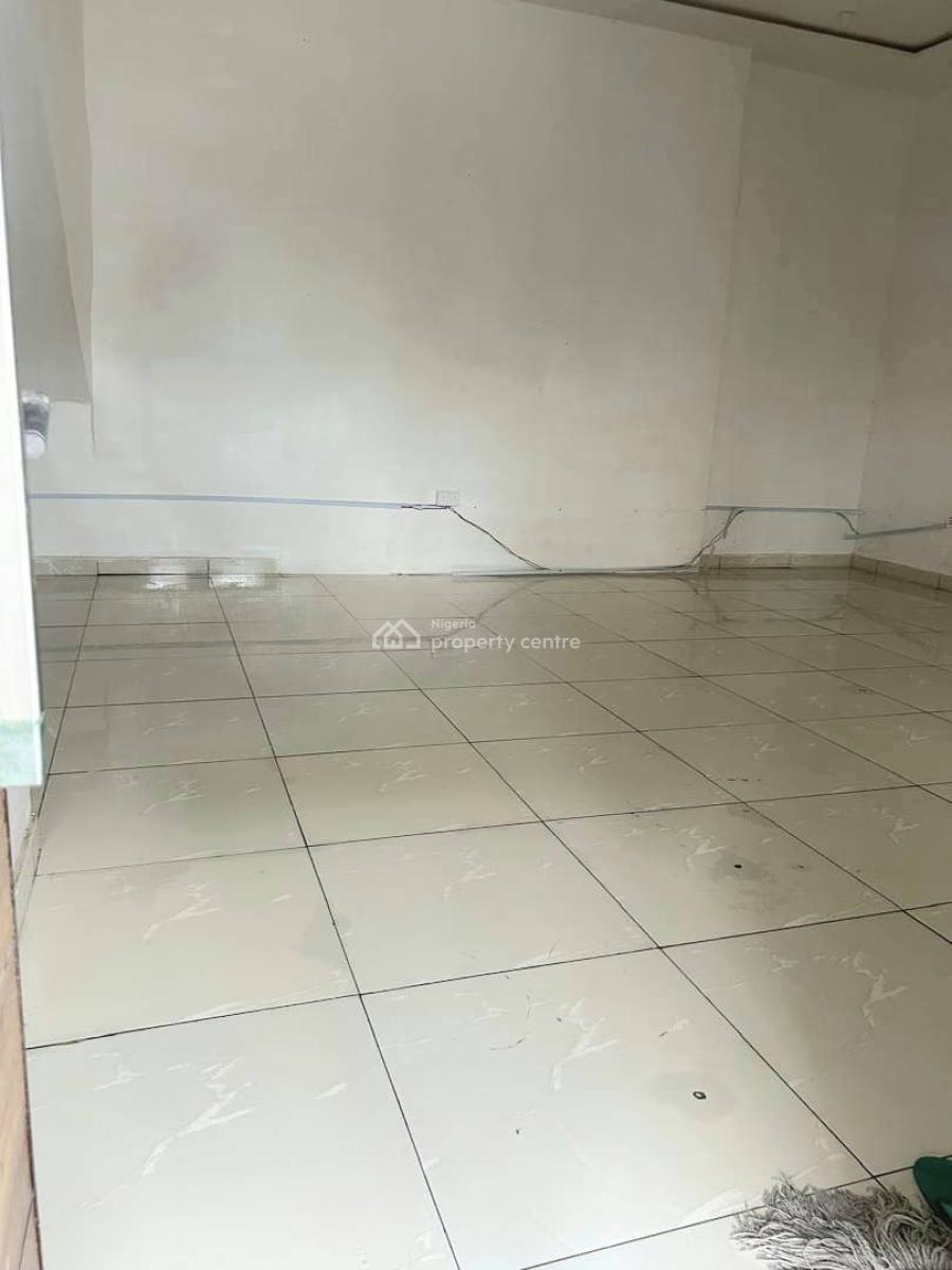Spacious Studio Apartment with Swimming Pool, Gym, Steady Power Supply, Orchid, Lekki, Lagos, Self Contain (single Rooms) for Rent