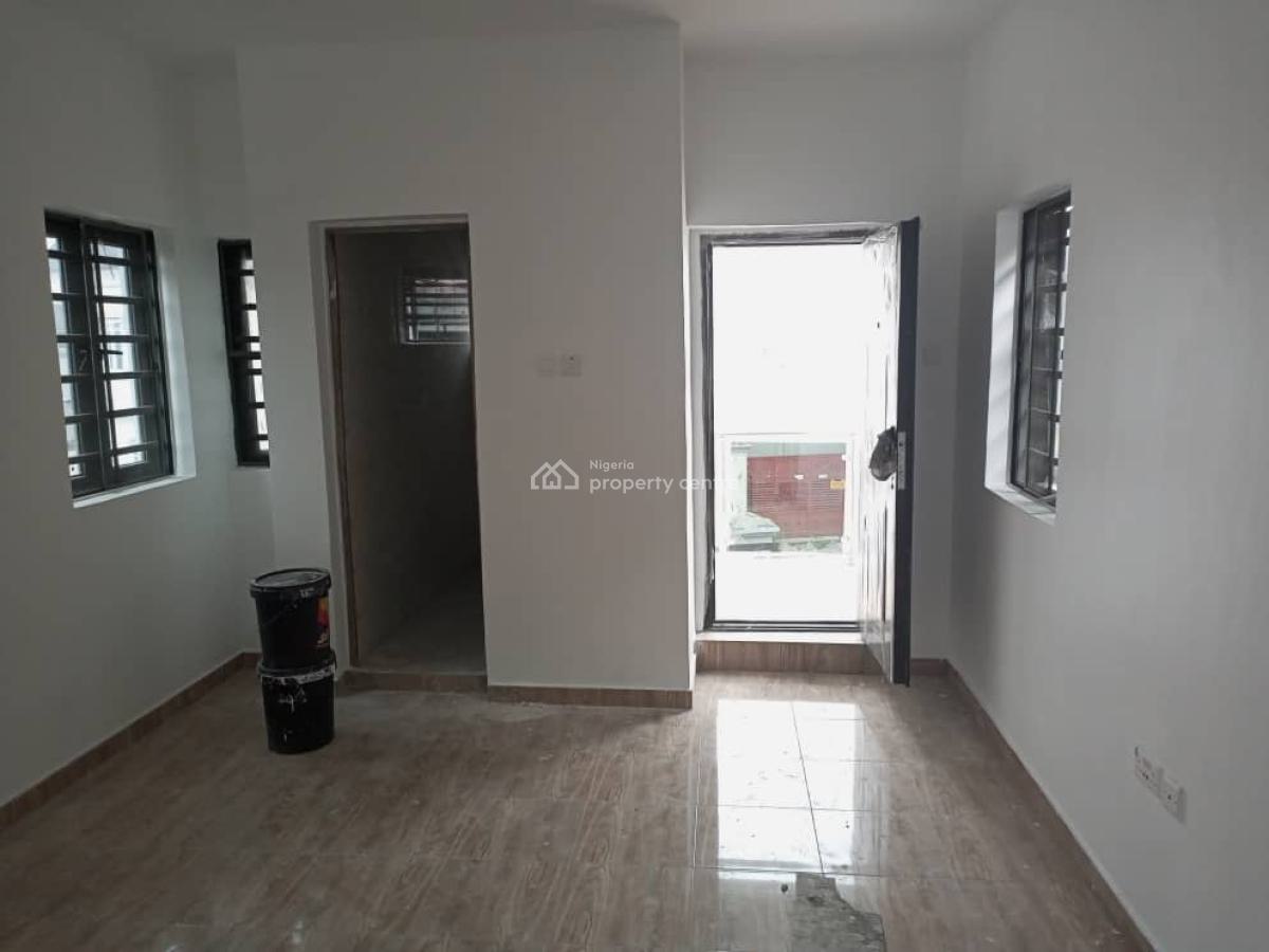 Recently Built 2 Bedroom Detached Duplex in a Private Compound, Oxford Drive, Valley View Estate, Olu Odo Road, Ebute, Ikorodu, Lagos, Detached Duplex for Rent