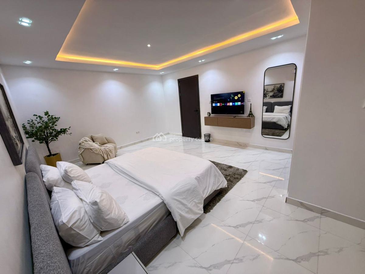 Brand New Fully Furnished 1-bedroom Apartment, Lekki Phase 1, Lekki, Lagos, Flat / Apartment Short Let