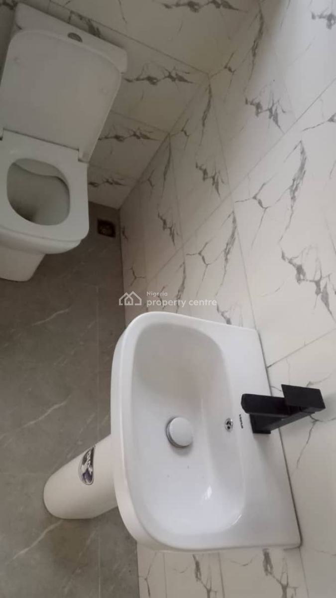 Luxury 3 Bedroom Duplex with Bq, Gra, Ogudu, Lagos, Semi-detached Duplex for Rent