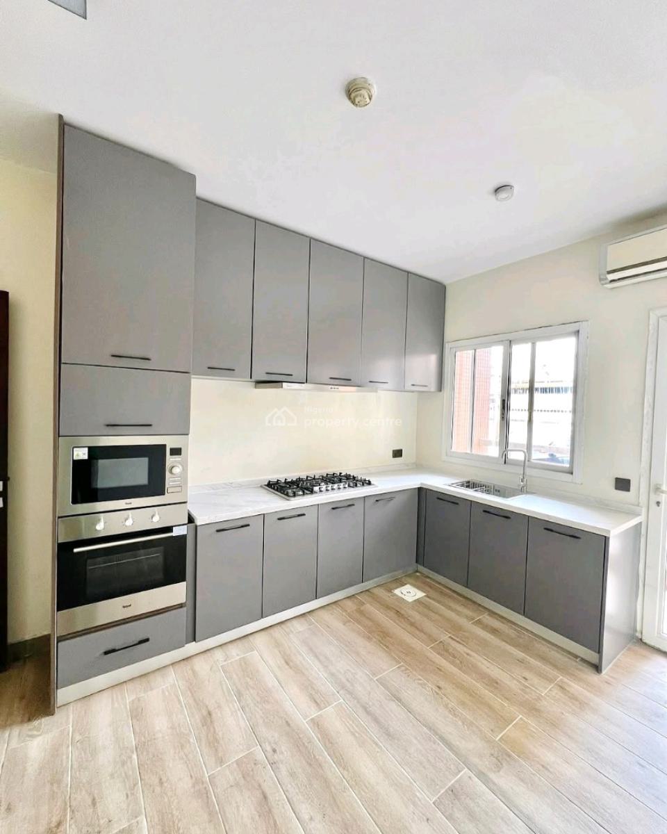 Pristine 3-bedroom Apartment with Bq, Elevator and Swimming Pool Situa, Ikoyi, Lagos, House for Sale