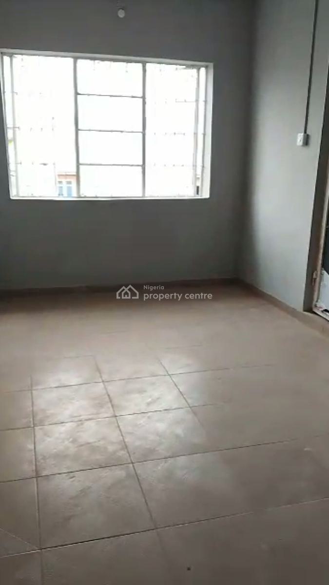 Clean Spacious 3 Bedroom Apartment, Ikeja, Lagos, Flat / Apartment for Rent