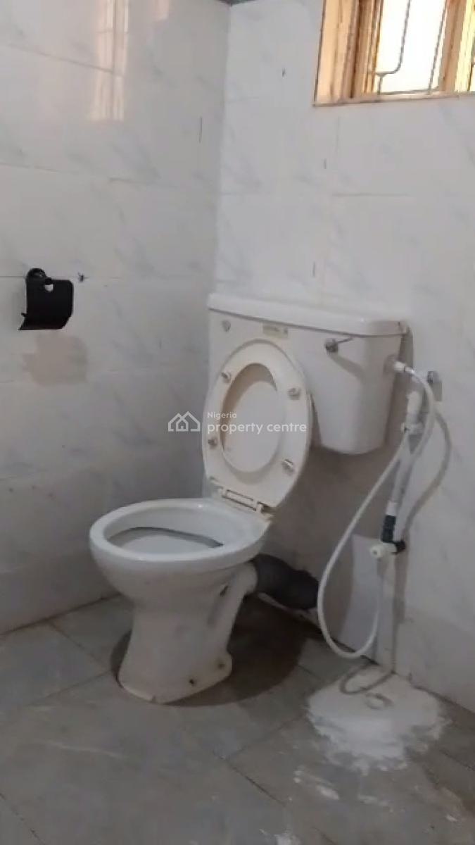 Clean Spacious 3 Bedroom Apartment, Ikeja, Lagos, Flat / Apartment for Rent