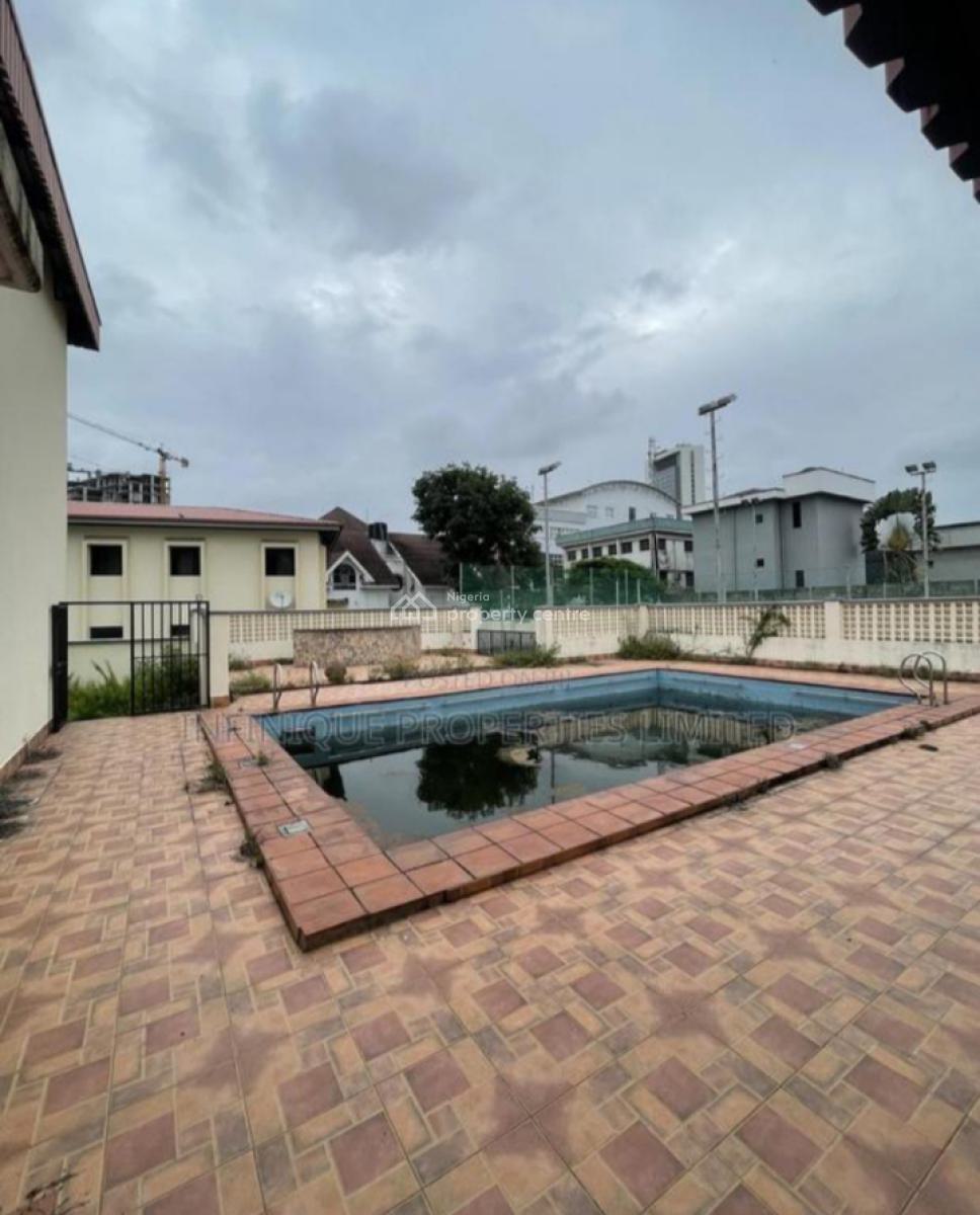 Specious 3 Bedroom Penthouses & Apartments, Victoria Island (vi), Lagos, Flat / Apartment for Rent