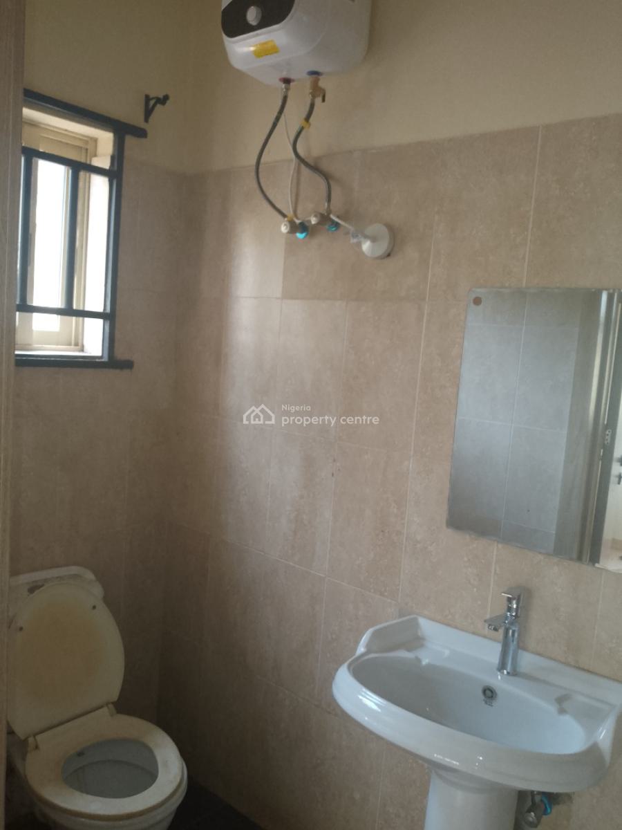 Beautiful Newly Renovated 3 Bedroom Flat, Ikota Villa Estate, Ikota, Lekki, Lagos, Flat / Apartment for Rent