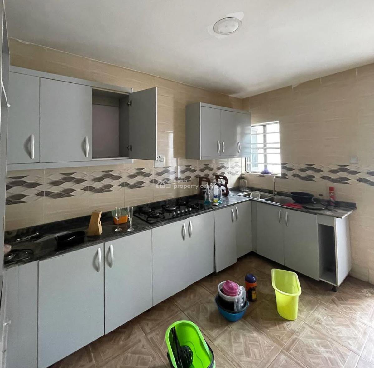 3 Bedroom Apartment+ Pool + Gym(1st Floor), Ikota, Lekki, Lagos, Flat / Apartment for Rent