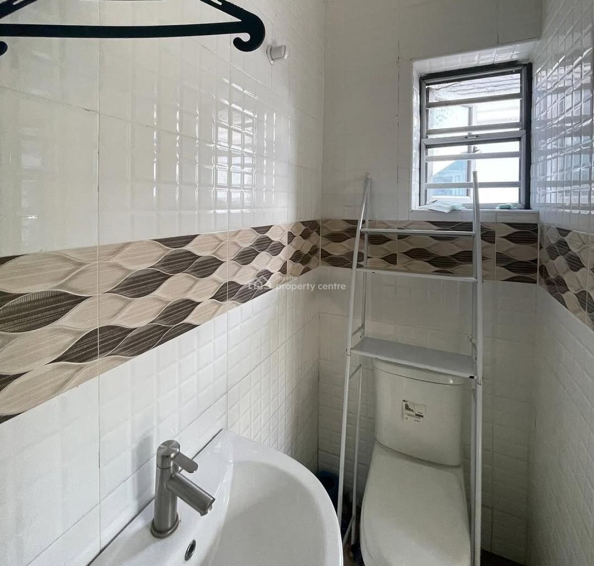 3 Bedroom Apartment+ Pool + Gym(1st Floor), Ikota, Lekki, Lagos, Flat / Apartment for Rent