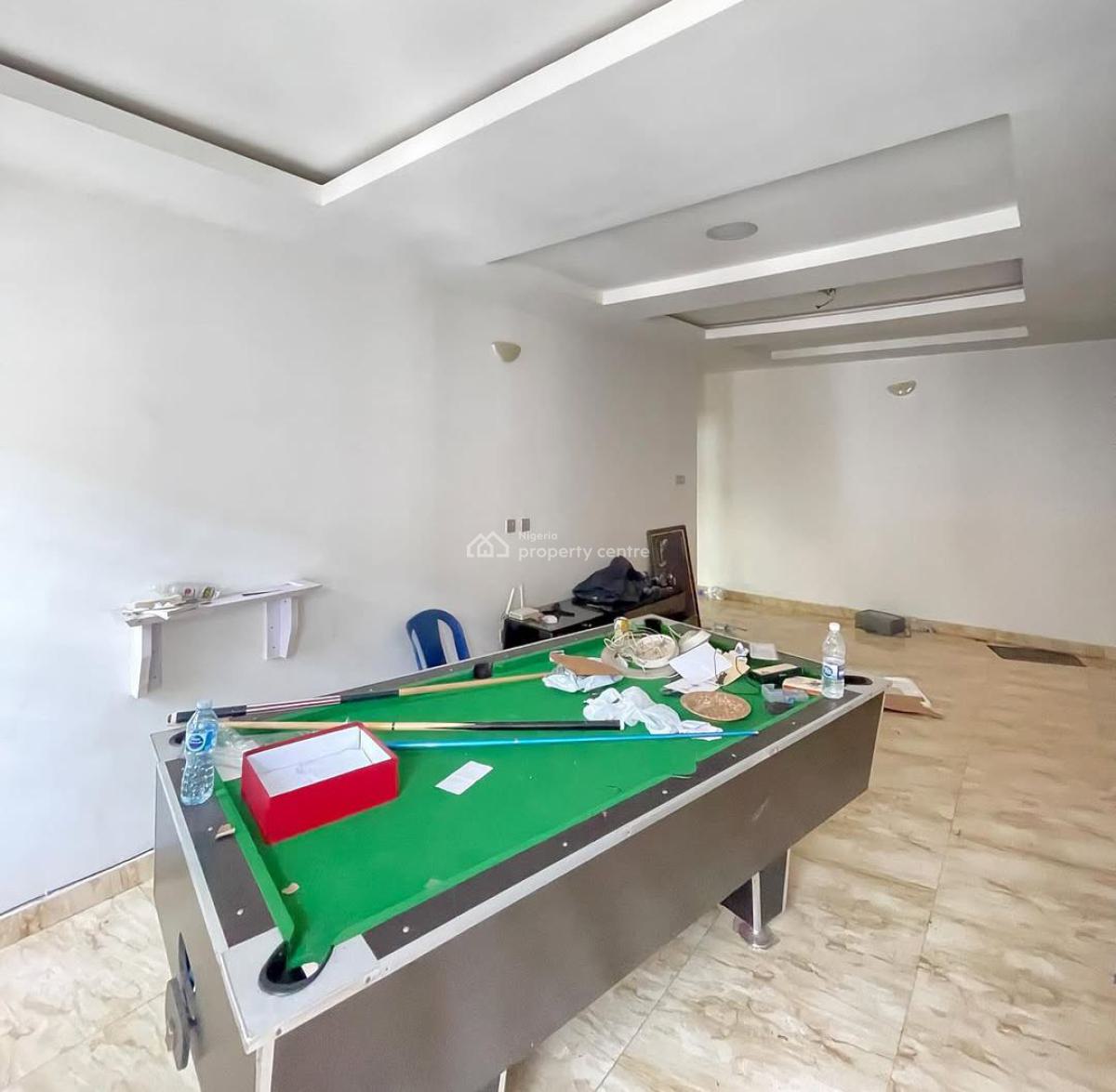 3 Bedroom Apartment+ Pool + Gym(1st Floor), Ikota, Lekki, Lagos, Flat / Apartment for Rent
