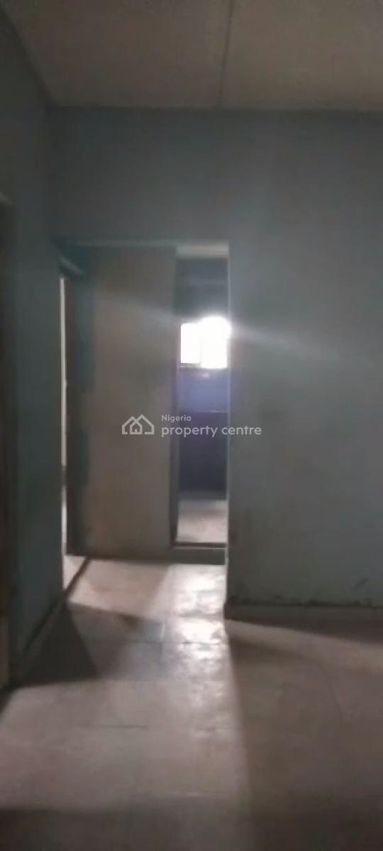 Neat 2 Bedroom Apartment, New Oko-oba, Agege, Lagos, Flat / Apartment for Rent