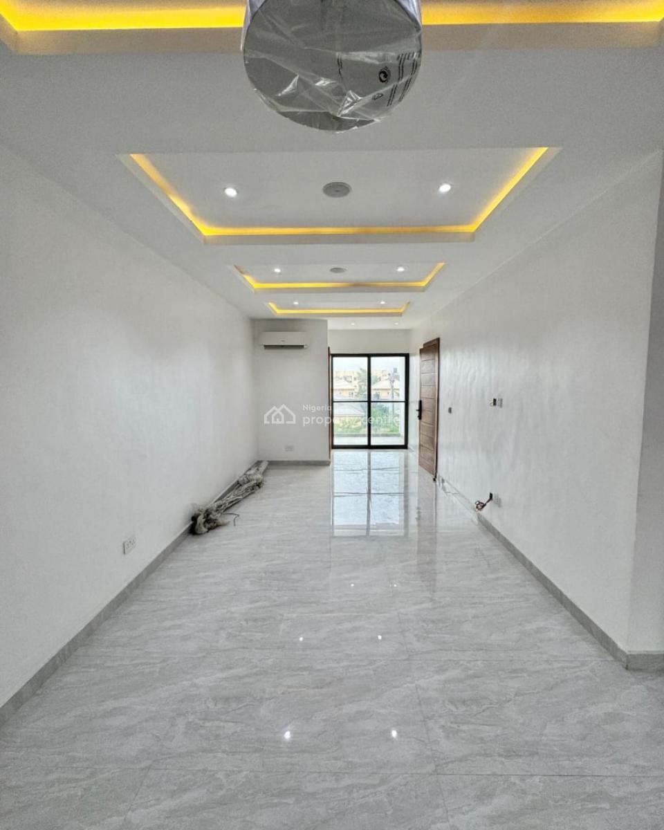 One-bedroom Apartment, Osapa, Lekki, Lagos, Flat / Apartment for Sale