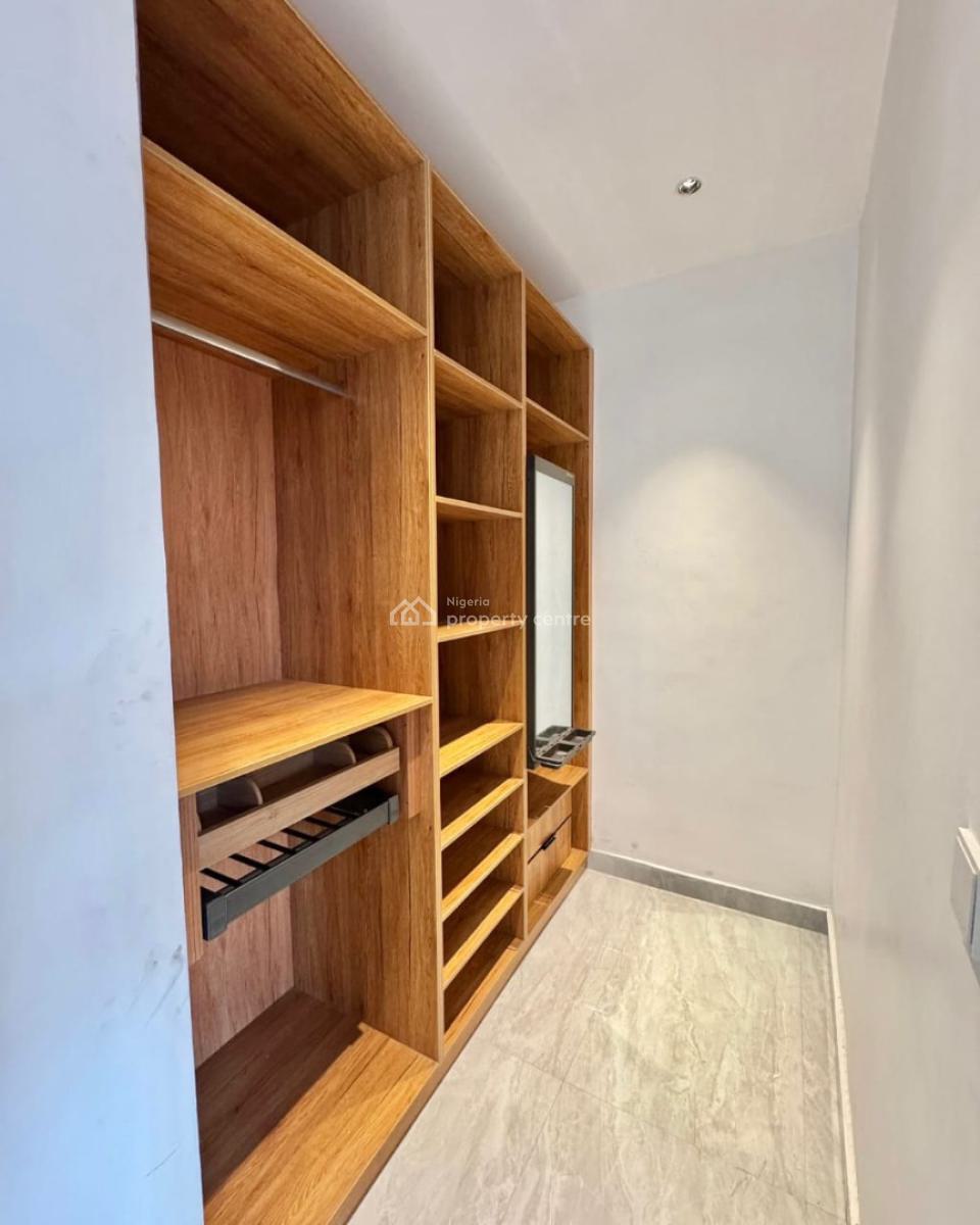One-bedroom Apartment, Osapa, Lekki, Lagos, Flat / Apartment for Sale