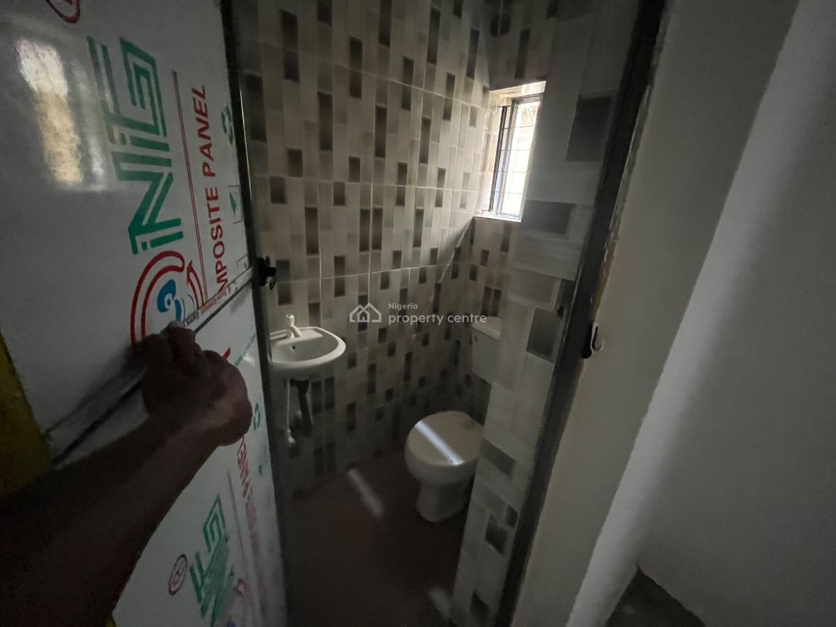 Excellent 2bedroom, Gra Phase 1, Magodo, Lagos, Flat / Apartment for Rent