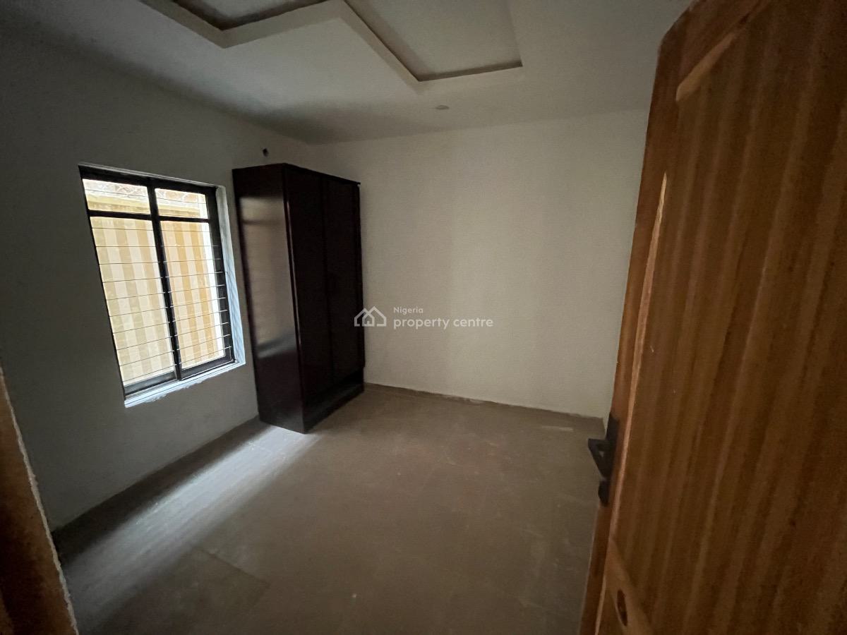 Excellent 2bedroom, Gra Phase 1, Magodo, Lagos, Flat / Apartment for Rent