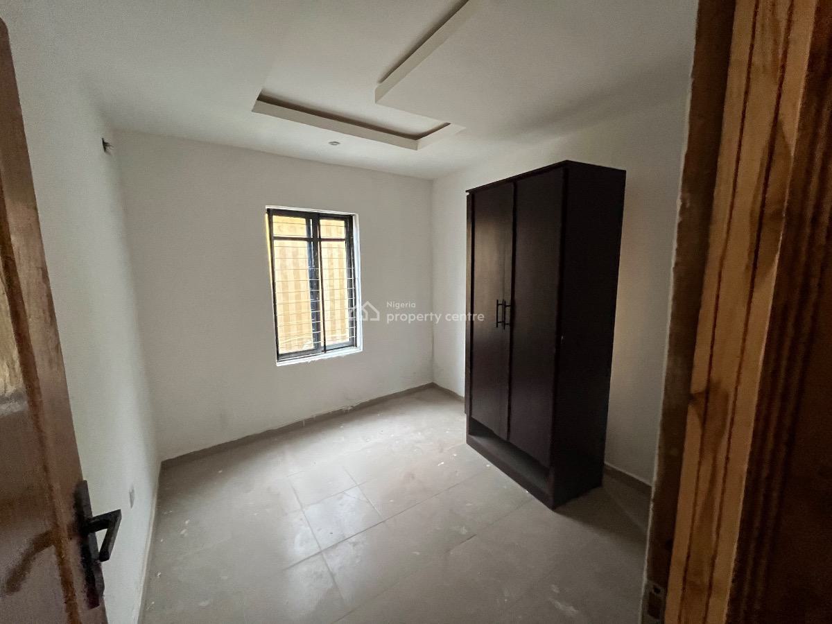 Excellent 2bedroom, Gra Phase 1, Magodo, Lagos, Flat / Apartment for Rent