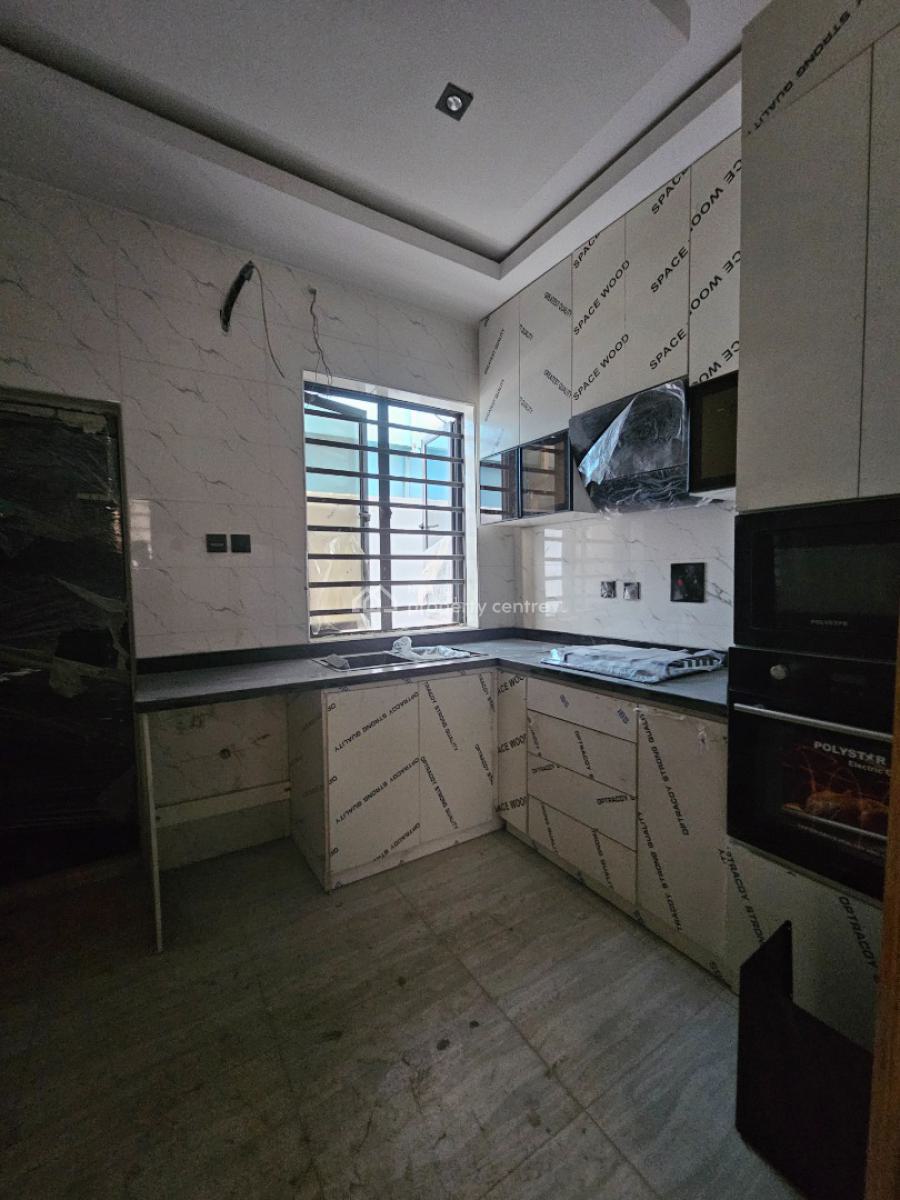 Exquisite 4 Bedroom Fully Detached Duplex with Bq, Magodo, Lagos, Detached Duplex for Sale