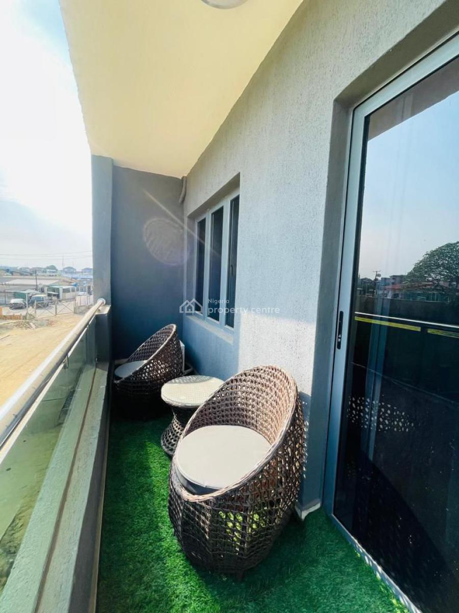 Beautifully Constructed 3 Bedroom Apartment in a Good Neighborhood, Most Spacious Block of Flats on Mainland, Well Planned Neighborhoood, Surulere, Lagos, Flat / Apartment for Sale