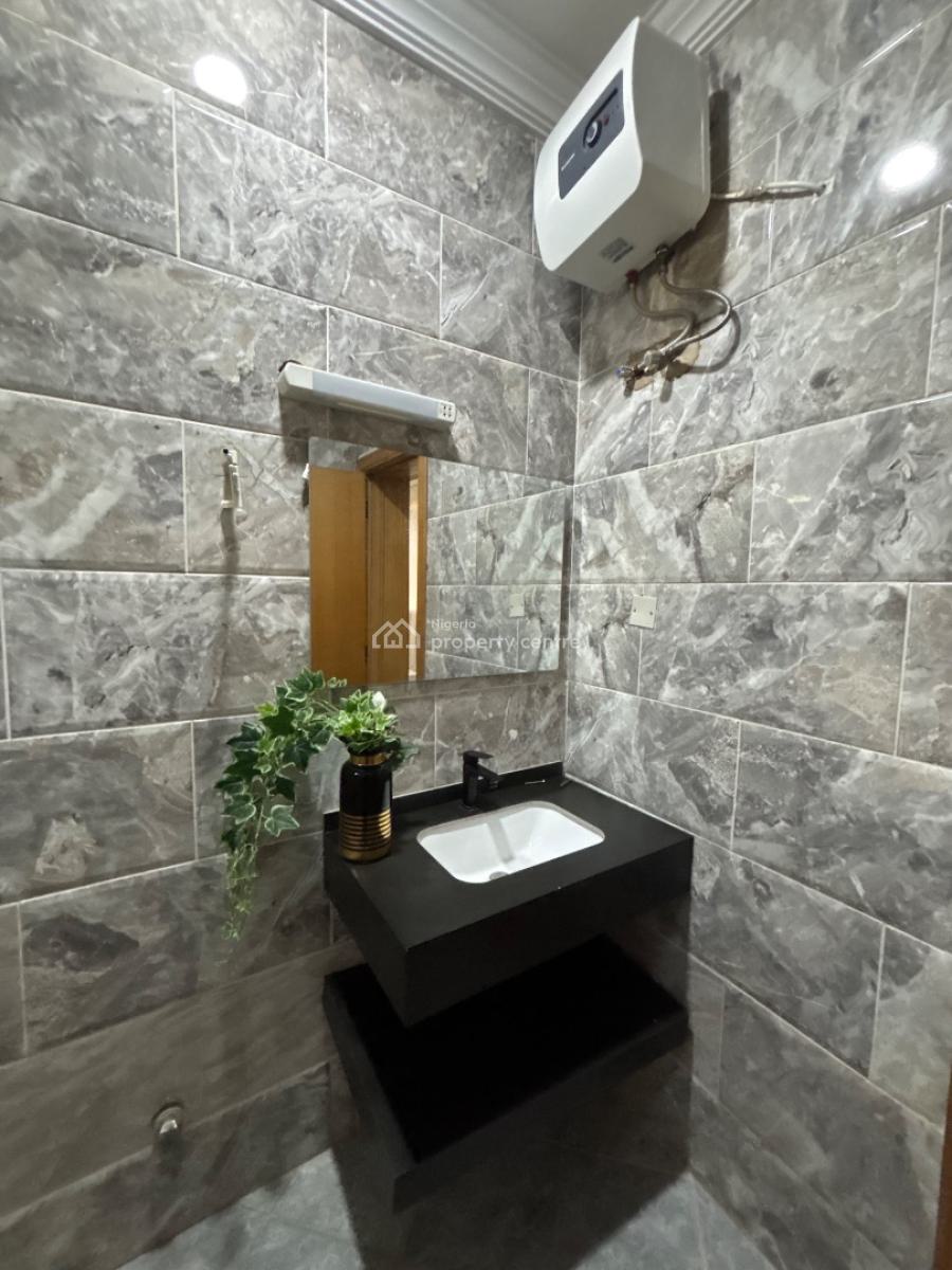 Spacious Studio Apartment, Lekki Phase 1, Lekki, Lagos, Flat / Apartment Short Let