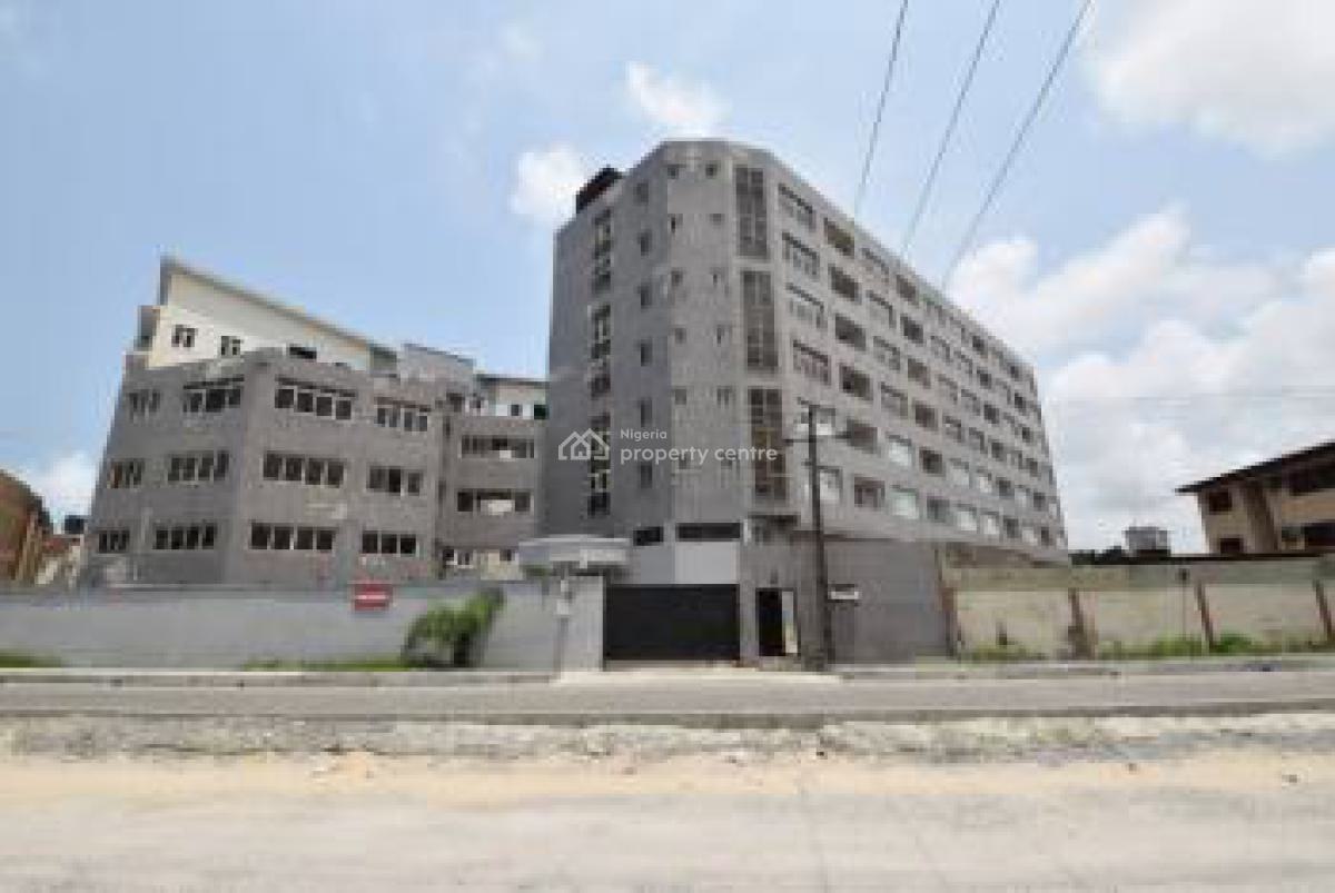 7 Floors Hospital Building with 100 Bed Spaces and 3 Lifts, Oniru, Victoria Island (vi), Lagos, Plaza / Complex / Mall for Sale
