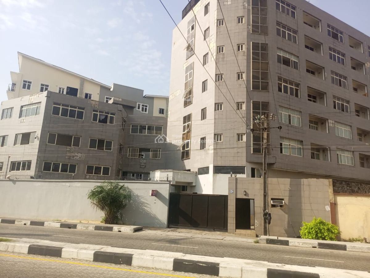 7 Floors Hospital Building with 100 Bed Spaces and 3 Lifts, Oniru, Victoria Island (vi), Lagos, Plaza / Complex / Mall for Sale